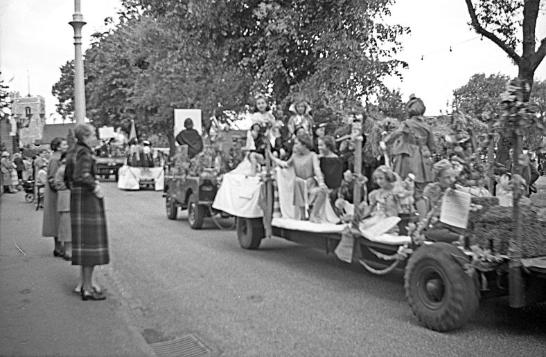 More Photos of 1953 Coronation Procession